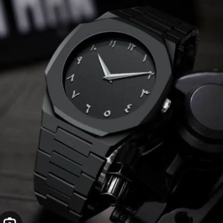 Bond Beyond Time: Aura Watch + Couple Broken Black Heart Necklace Set